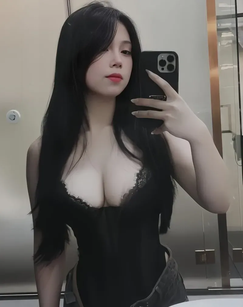 Tiktok gái xinh gây chú ý với nét đẹp thu hút, dễ thương