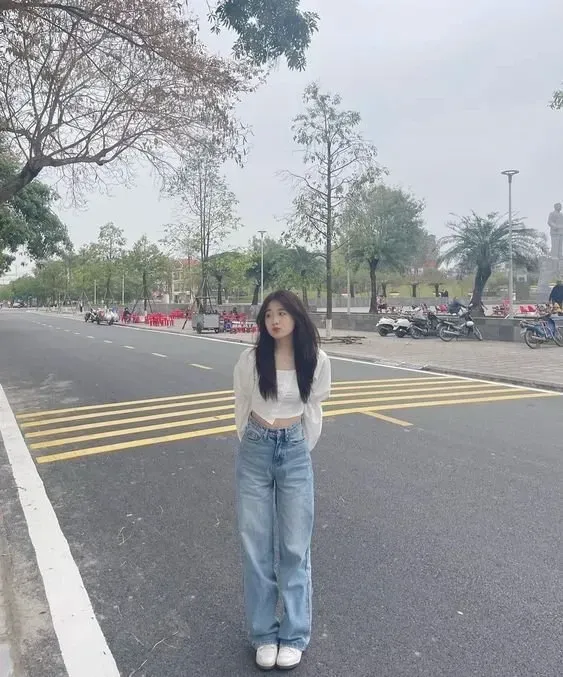 Gái xinh chụp hình mang đến vẻ đẹp tươi mới và đầy cuốn hút