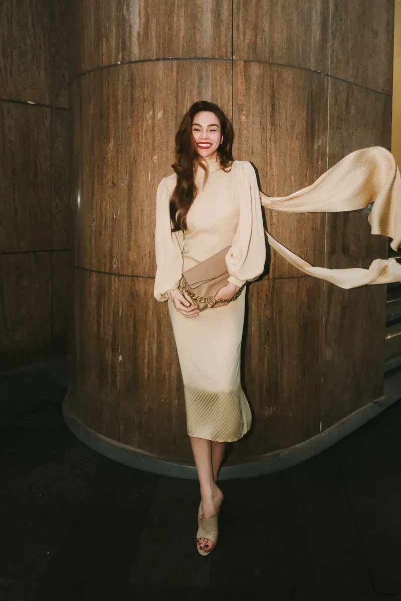 Hồ Ngọc Hà thời trang đời thường đẹp