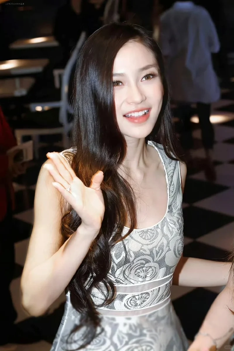 Tuyển chọn Gái răng khểnh ảnh đẹp nổi bật