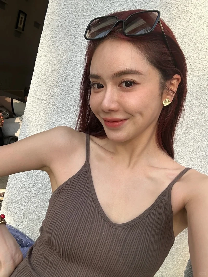 Nét cuốn hút từ Gái má lúm ảnh đẹp tự nhiên