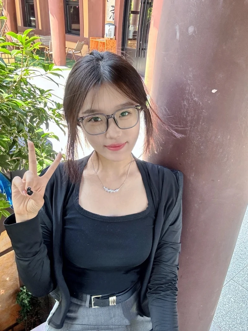 Tổng hợp ảnh gái xinh 2k4 nổi bật được tìm kiếm nhiều