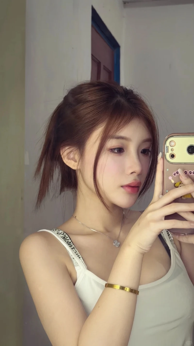 Top trend gái xinh 2k4 hot được săn tìm