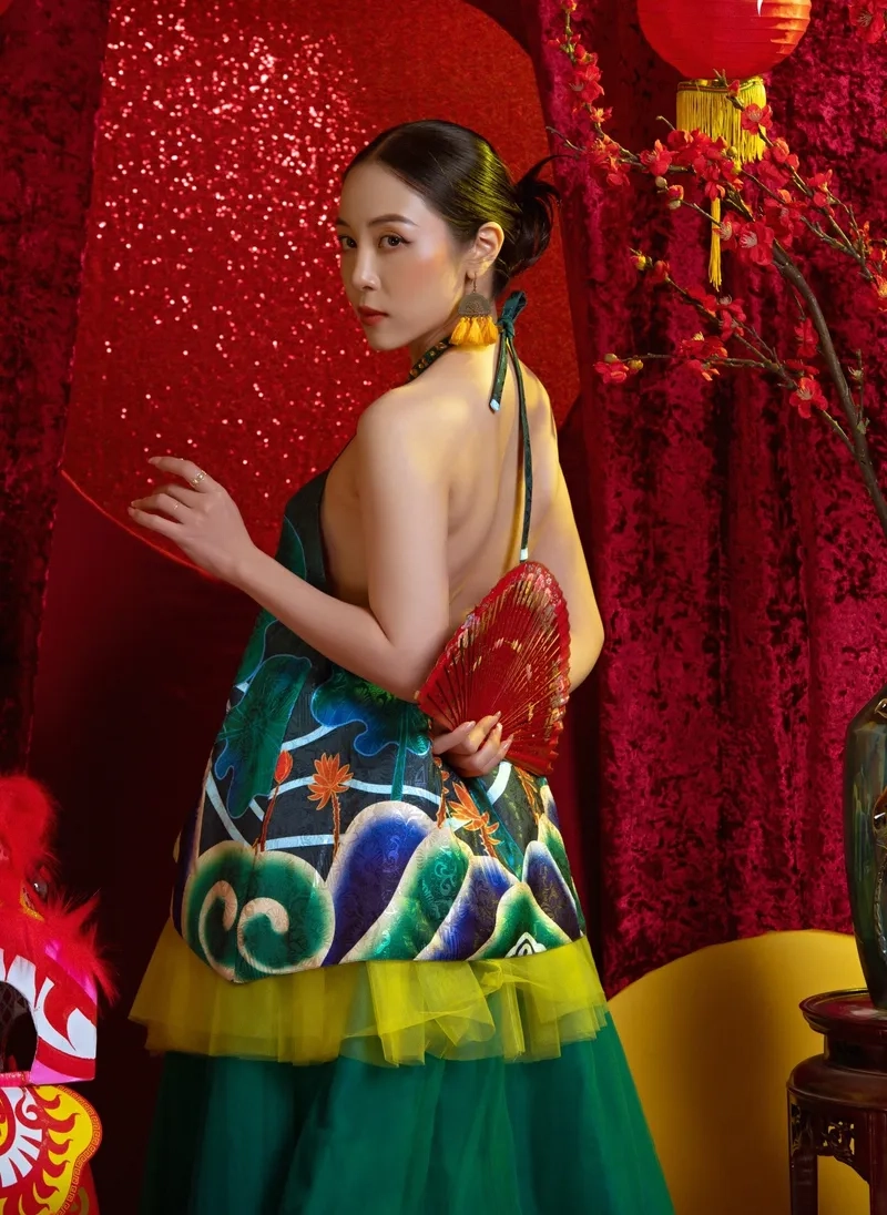 Swaglive Idol | Ảnh Gái Xinh Mặc Yếm Truyền Thống Và Gợi Cảm Nhất