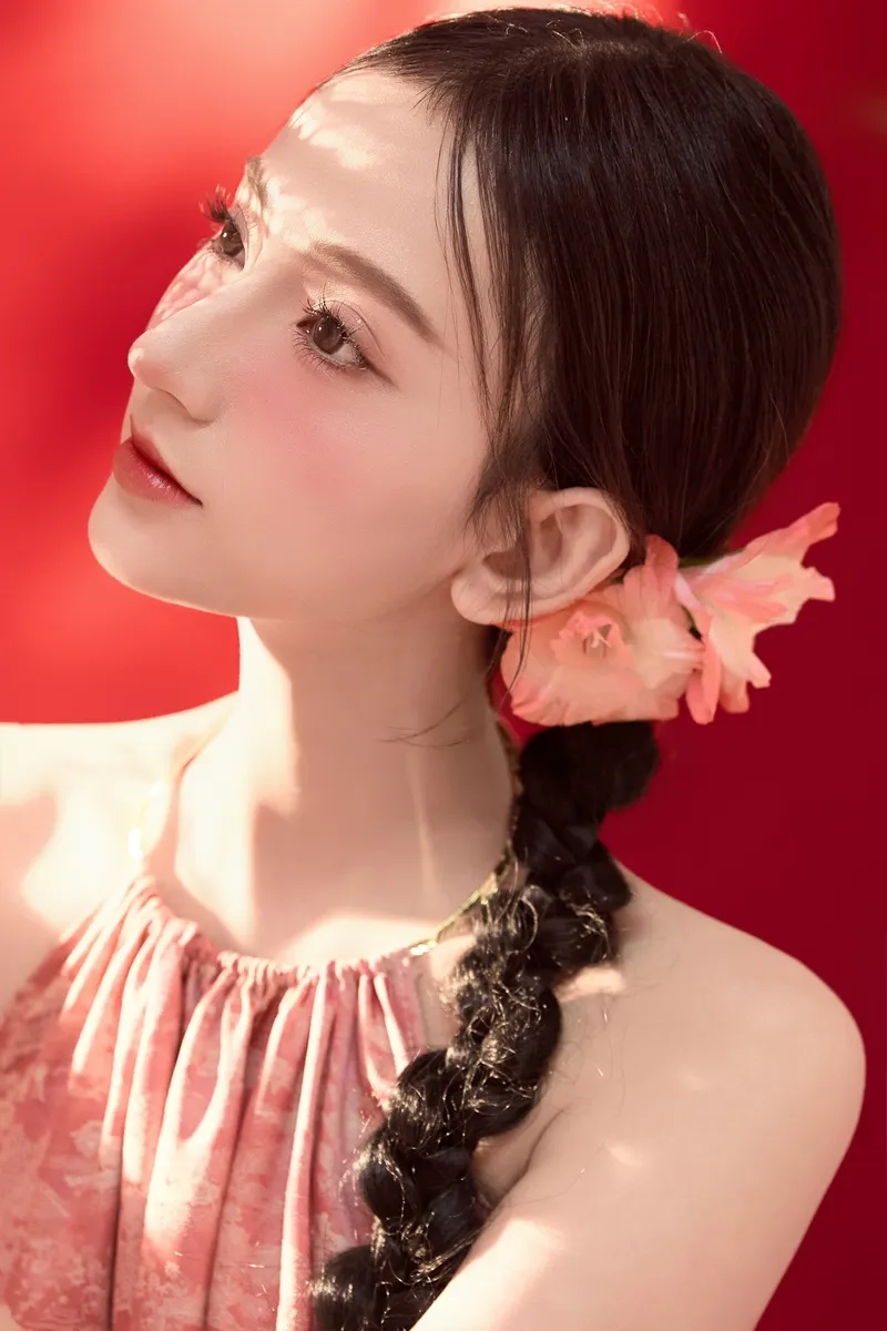 Vẻ đẹp cuốn hút của gái xinh Hà Nội sexy